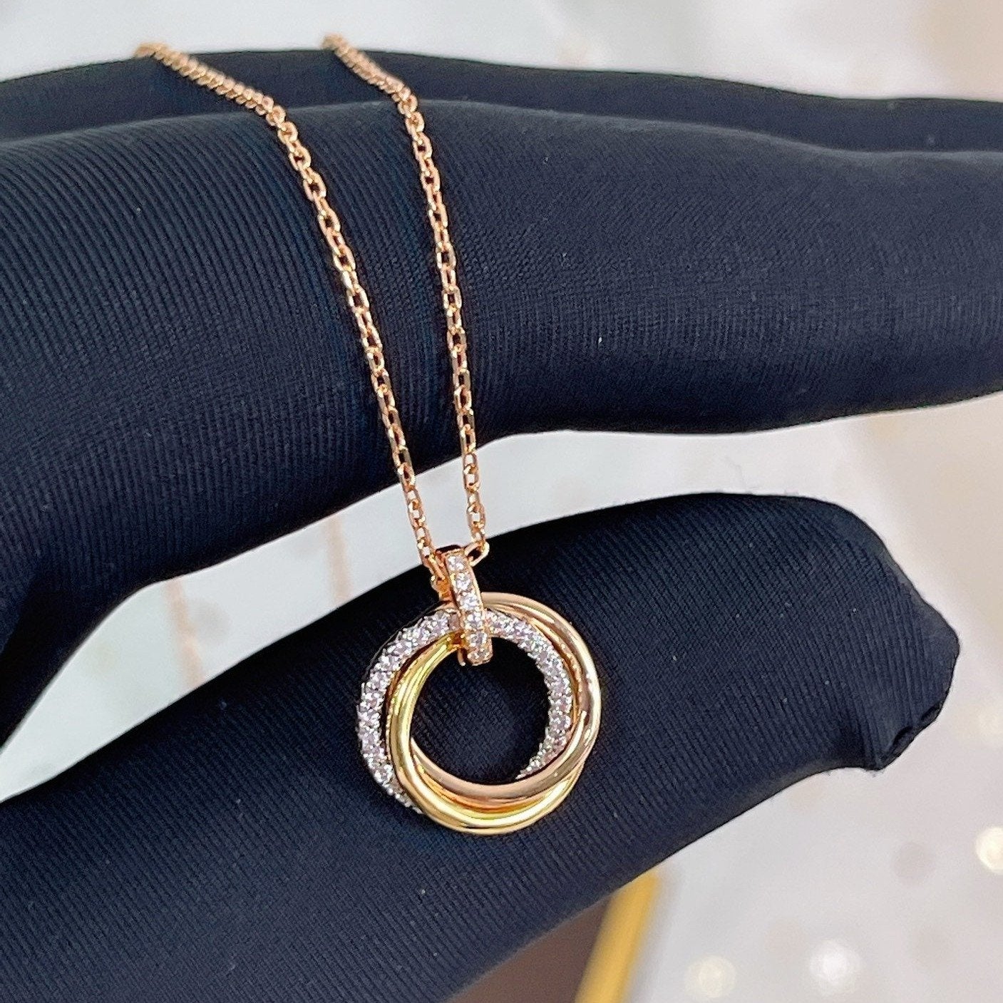 [Love Lucky]TRINITY NECKLACE SILVER GOLD PINK GOLD DIAMONDS