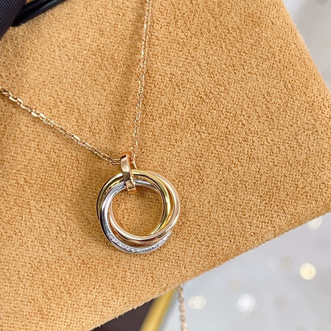 [Love Lucky]TRINITY NECKLACE SILVER GOLD PINK GOLD DIAMONDS