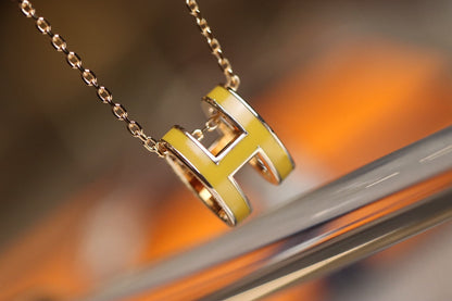 [Love Lucky]POP H PEDANT PINK GOLD