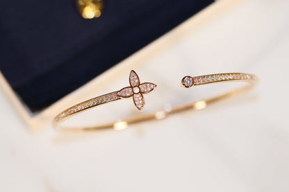 [Love Lucky]IDYLLE GOLD OPEN BRACELET DIAMOND PAVED