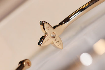 [Love Lucky]IDYLLE GOLD OPEN BRACELET DIAMOND PAVED