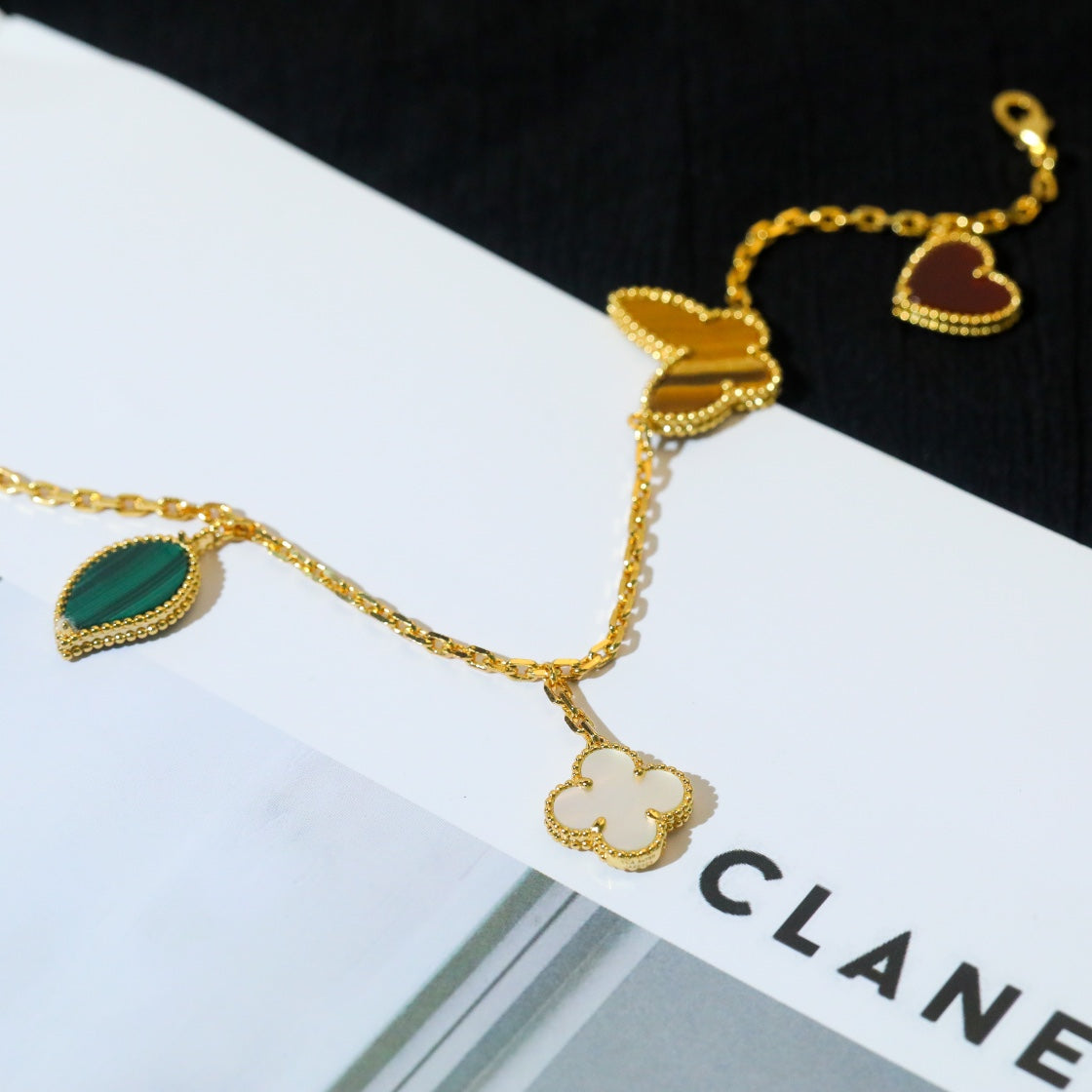[Love Lucky]LUCKY SPRING 5 MOTIF GOLD BRACELET