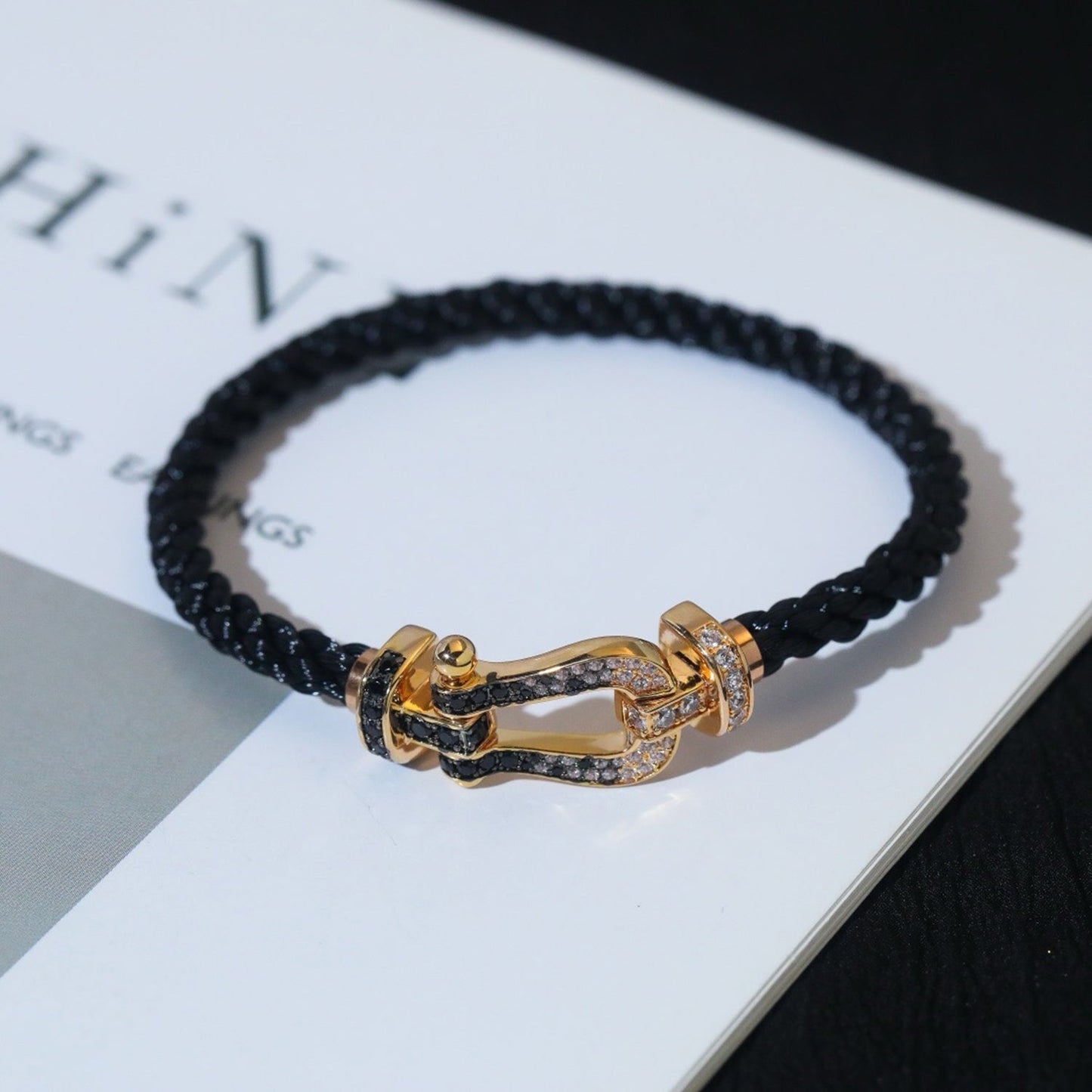 [Love Lucky]FORCE LARGE HORSESHOE BLACK WHITE DIAMOND BRACELET ROSE GOLD