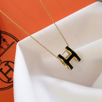 [Love Lucky]HM CLIC BLACK ENAMEL GOLD NECKLACE