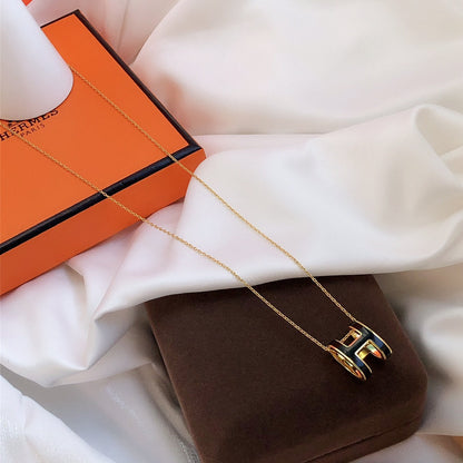 [Love Lucky]HM CLIC BLACK ENAMEL GOLD NECKLACE