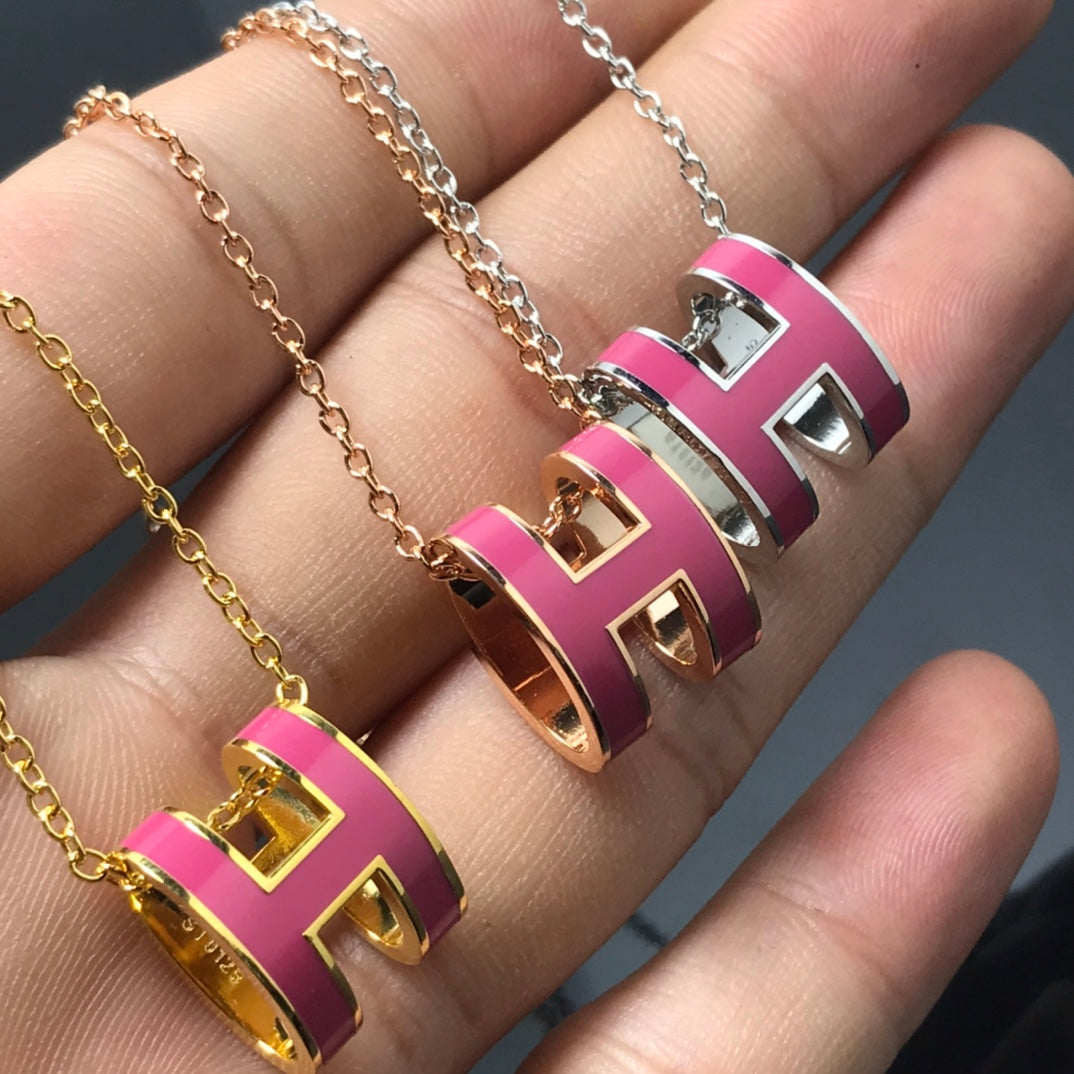 [Love Lucky]H NECKLACE PINK