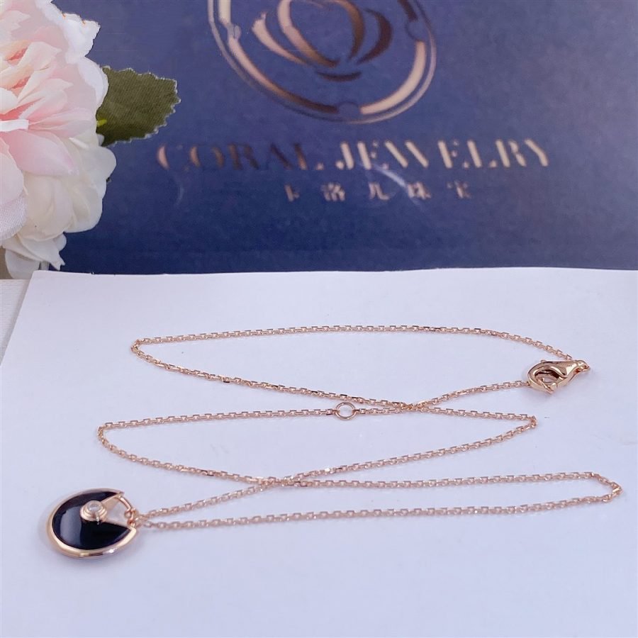 [Love Lucky]AMULETTE ROSE GOLD ONYX NECKLACE